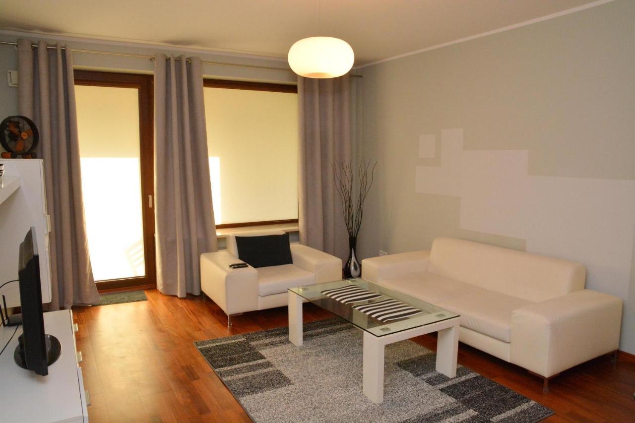 Azyl Apartments Varsóvia Exterior foto